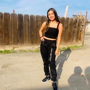 Meet your Posher, Angelica